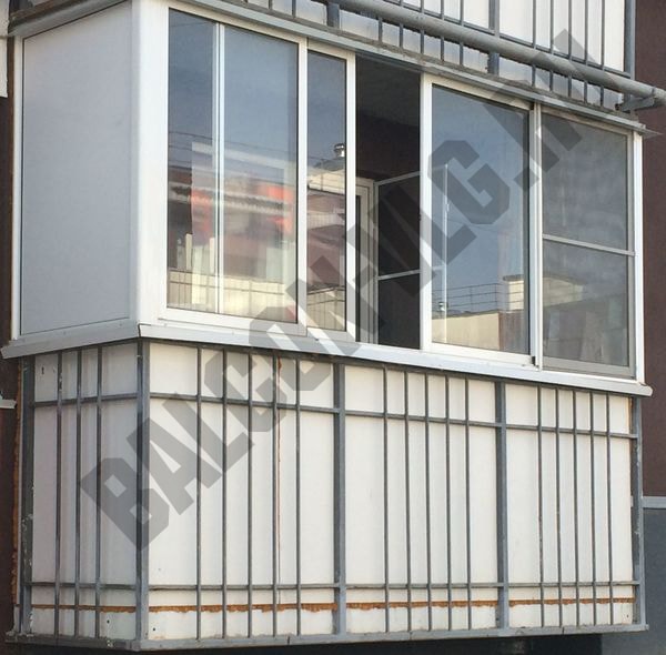 Холодное остекление балкона алюминиевыми раздвижными окнами Provedal