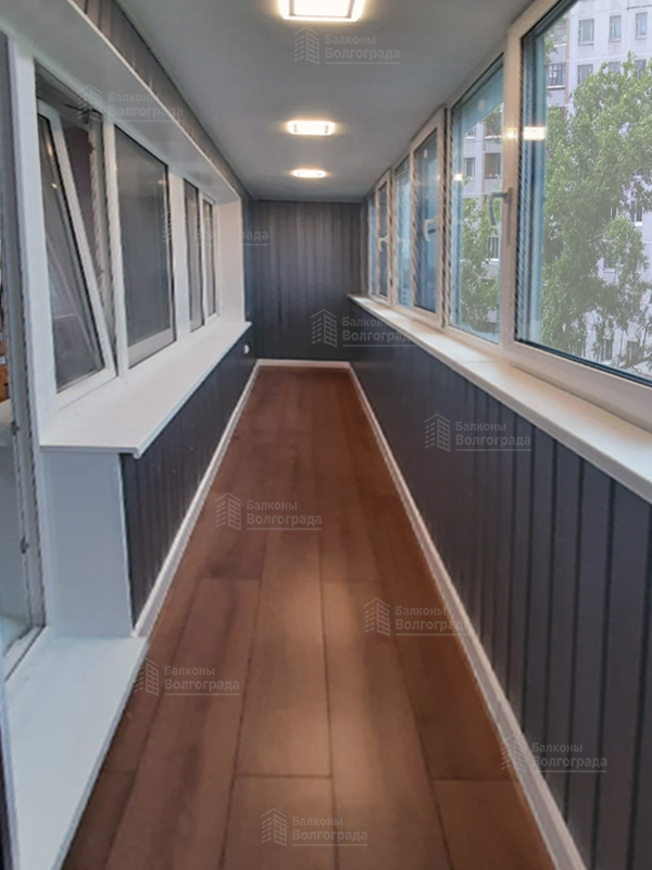Внутренняя отделка балкона евровагонкой с премиум пропиткой